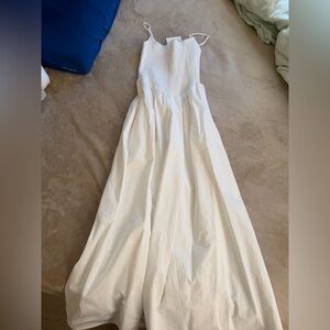 Elegant White Maxi Dress